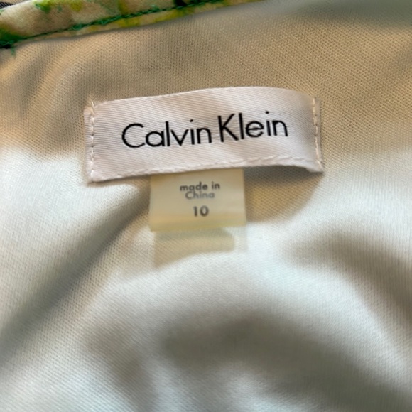 CALVIN KLEIN. Floral green swing dress/fully lined - Picture 7 of 8